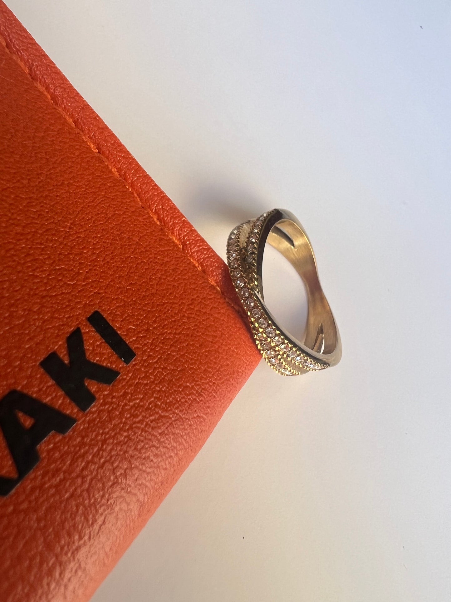 New Lira Ring
